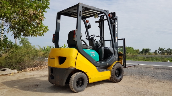 ขายด่วนรถยกKOMATSU FG15-20ยก1.5ตันเสาสูง3เมตรตัวใหม่ล่าสูดยางตัน4เส้นรถนอกนำเข้ายังไม่เคยใช้งานในเมืองไทยเลย