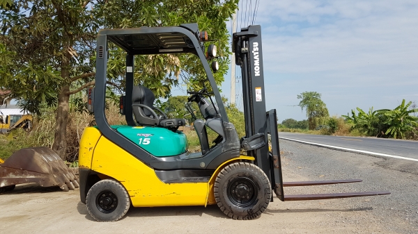 ขายด่วนรถยกKOMATSU FG15-20ยก1.5ตันเสาสูง3เมตรตัวใหม่ล่าสูดยางตัน4เส้นรถนอกนำเข้ายังไม่เคยใช้งานในเมืองไทยเลย