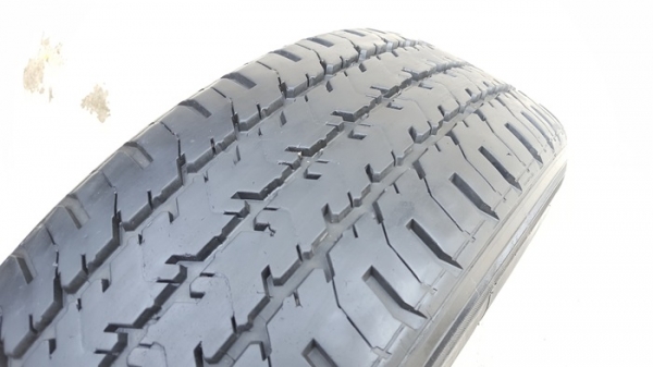 ขายยาง215R15 ปี 15 XCD 2 เส้น