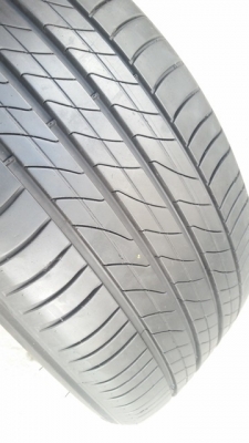 ขายยาง225/50/17 ปี 13 MICHERLIN 3ST 2 เส้น