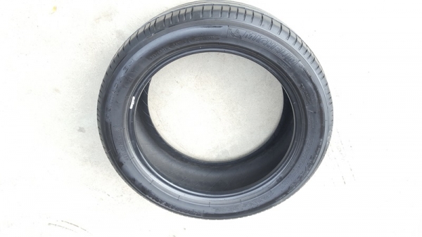 ขายยาง215/50/17 ปี 2114 MICHERLIN 3ST 4 เส้น