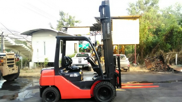 Toyota8fd25ขนาด2.5ตัน เสาสูง5เมตร เกียร์ออร์โต้ เครื่องยนต์ดีเซล1DZ2 ใช้งาน7xxxชม.