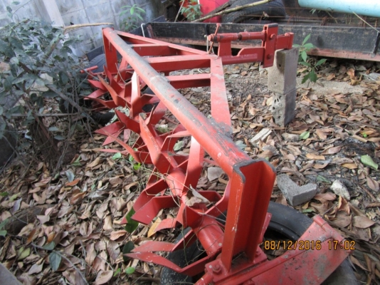 ลูกขลุบรถไถเดินตาม ซื้อมาจากลุงชัยพร พรหมพันธ์ุ