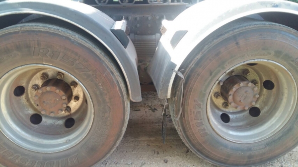 ขายรถหัวลาก 10 ล้อ 2 เพลว สะภาพสวย เครื่องแน้น เกียร์เดิม HINO MEGA ปี.48 ราคา 1150000 สนใจรีบจองด่วน 0813531946 ขายรถหัวลาก 10 ล้อ 2 เพลว สะภาพสวย เครื่องแน้น เกียร์เดิม HINO MEGA ปี.48 ราคา 1150000 สนใจรีบจองด่วน 0813531946