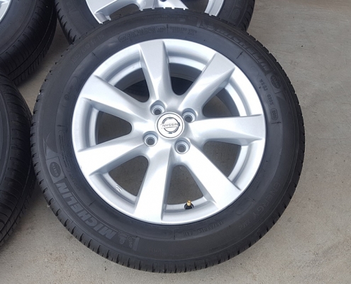 ขายล้อNISSAN ALMERA VL ยางปี 2615  4 ล้อ