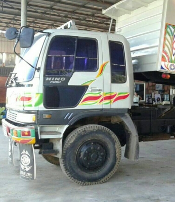 สิบล้อ ฮีโน่ FM3H195hp 2เพา ดั้มกะบะสามมิตใหม่ทั้งลูก สภาพดีสวยๆหัวบางเดิมพายในครบพร้อมใช้งาน ทะเบียนพร้อมโอน สิบล้อ ฮีโน่ FM3H195hp 2เพา ดั้มกะบะสามมิตใหม่ทั้งลูก สภาพดีสวยๆหัวบางเดิมพายในครบพร้อมใช้งาน ทะเบียนพร้อมโอน