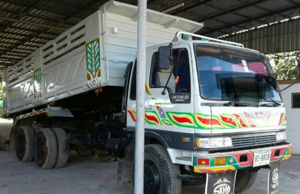 สิบล้อ ฮีโน่ FM3H195hp 2เพา ดั้มกะบะสามมิตใหม่ทั้งลูก สภาพดีสวยๆหัวบางเดิมพายในครบพร้อมใช้งาน ทะเบียนพร้อมโอน สิบล้อ ฮีโน่ FM3H195hp 2เพา ดั้มกะบะสามมิตใหม่ทั้งลูก สภาพดีสวยๆหัวบางเดิมพายในครบพร้อมใช้งาน ทะเบียนพร้อมโอน