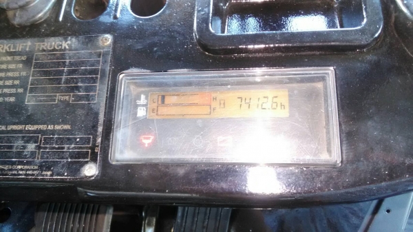 Toyota8fd25ขนาด2.5ตัน เสาสูง5เมตร เกียร์ออร์โต้ เครื่องยนต์ดีเซล1DZ2 ใช้งาน7xxxชม.