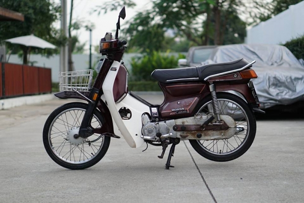 วุฒิ นนบุรี ขาย HONDA Custom 900 m2 รถสภาพสวยๆทะเบียนพร้อมโอน