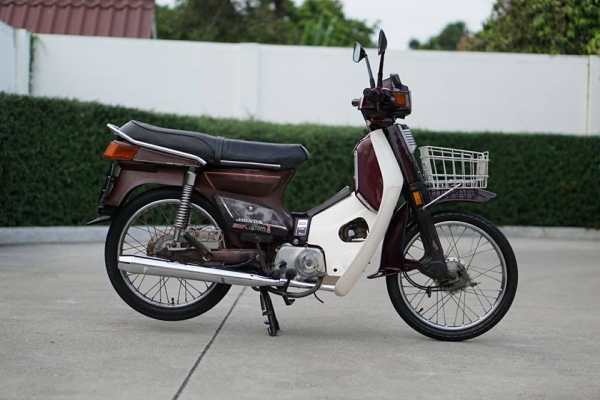 วุฒิ นนบุรี ขาย HONDA Custom 900 m2 รถสภาพสวยๆทะเบียนพร้อมโอน