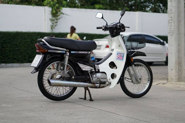 วุฒิ นนบุรี ขาย HONDA dream 100 ตูดเป็ด รถสภาพสวยๆทะเบียนพร้อมโอน