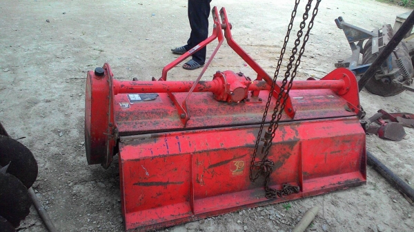 โรตารี่1.6ตราช้างสภาพสวยใบเต็มพร้อมใช้คับ