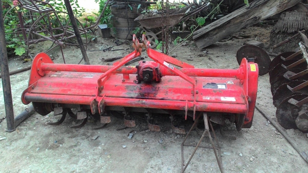 โรตารี่1.6ตราช้างสภาพสวยใบเต็มพร้อมใช้คับ