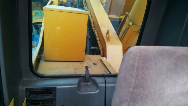 รถเครน 70 ตัน KATO KR70-H สวย/เล่มพร้อมโอน รถเครน 70 ตัน KATO KR70-H สวย/เล่มพร้อมโอน