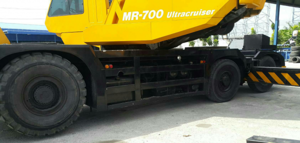 รถเครน 70 ตัน KATO KR70-H สวย/เล่มพร้อมโอน รถเครน 70 ตัน KATO KR70-H สวย/เล่มพร้อมโอน