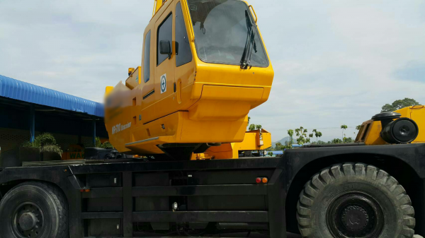 รถเครน 70 ตัน KATO KR70-H สวย/เล่มพร้อมโอน รถเครน 70 ตัน KATO KR70-H สวย/เล่มพร้อมโอน