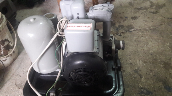 ขาย !!  ปั้มน้ำแรงคงที่ฮิตาชิ ขนาด275w. สภาพดี พร้อมใช้งาน