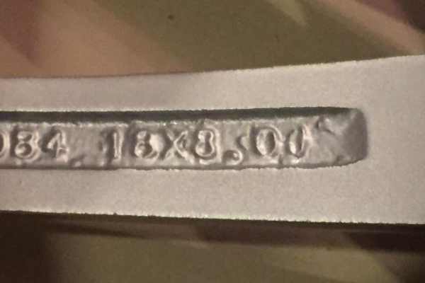 ล้อ Vossen ขอบ18 รุ่นใหม่ล่าสุด สภาพสวย ไม่มีซ่อม ราคาไม่แพง