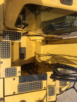 ขายรถแบคโฮ KOMATSU PC138US-8 ปี 2007 รถนอกนำเข้าเองจากญี่ปุ่น สภาพสวยพร้อมใช้งาน มีVDOการทำงานครับ