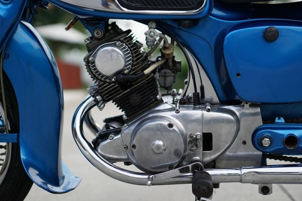 วุฒิ นนบุรี ขาย ฮฮนด้า C92 รภสภาพสวยๆเครื่องดีพร้อมใช้เอาไปขับหล่อได้เลย