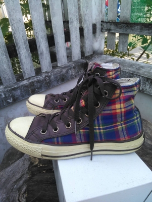 รองเท้า convers เบอร์ 4. 1/2