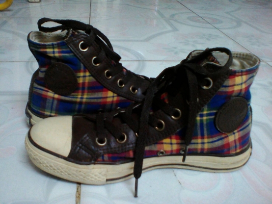 รองเท้า convers เบอร์ 4. 1/2 รองเท้า convers เบอร์ 4. 1/2
