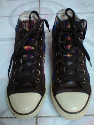 รองเท้า convers เบอร์ 4. 1/2