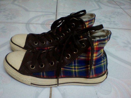 รองเท้า convers เบอร์ 4. 1/2 รองเท้า convers เบอร์ 4. 1/2