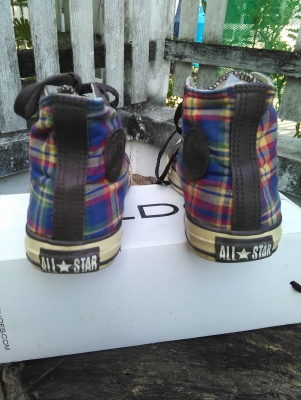 รองเท้า convers เบอร์ 4. 1/2