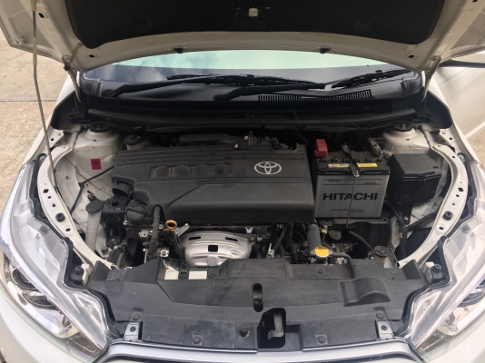 2014 toyota yaris 1.2g สีขาว มือเดียวตัวท๊อปสุด