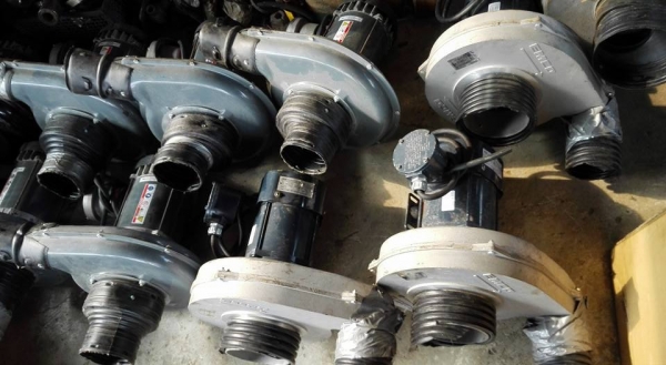 พัดลมโบวเวอร์เป่าอากาศ LEESON ขนาด 1/2 HP ไฟบ้าน 220V พร้อมใช้งาน