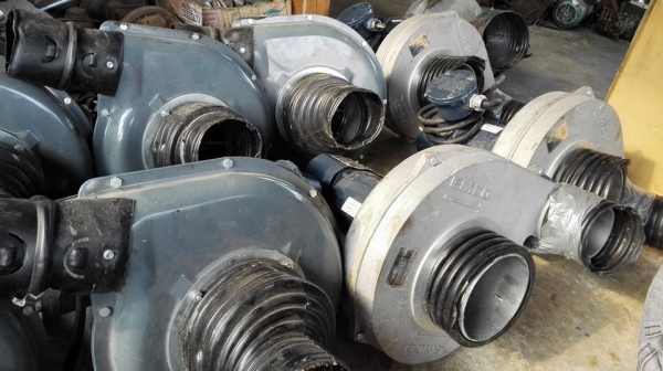 พัดลมโบวเวอร์เป่าอากาศ LEESON ขนาด 1/2 HP ไฟบ้าน 220V พร้อมใช้งาน