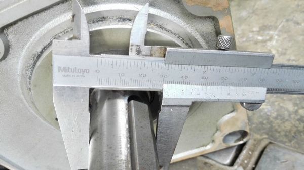 ** เหลือ 1 ตัว ** มอเตอร์เกียร์ MITSUBISHI Made in JAPAN 1 HP เบรค ทด 1:15 เพลาออก 100 RPM 380V สวยพร้อมใช้