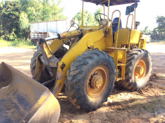 ขายรถตักล้อยาง KOMATSU JH30 สภาพพร้อมใช้งาน