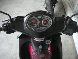สปาร์ค 115i ล้อแม็ก สตาร์ทมือ สปาร์ค 115i ล้อแม็ก สตาร์ทมือ