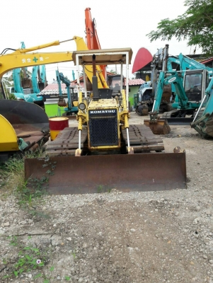 ขายค่ะ..KOMATSU D20PL-6  เก่าญี่ปุ่นแท้...สภาพสวย..เครื่องปั๊มดี...ระบบคล่อง..เอกสารอินวอยครบ...โทร  089-3818694  ดวงนภา