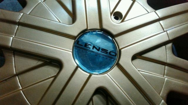 ล้อแม็ก เลนโซ่ ขอบ 22 พร้อมยาง ล้อแม็ก เลนโซ่ ขอบ 22 พร้อมยาง