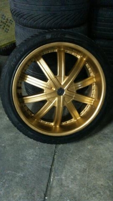 ล้อแม็ก เลนโซ่ ขอบ 22 พร้อมยาง ล้อแม็ก เลนโซ่ ขอบ 22 พร้อมยาง