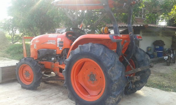 ขายดาวน์ รถไถคูโบต้า รุ่นL4708SP สภาพเยี่ยม พร้อมเปลี่ยนสัญญา