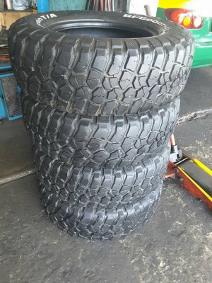 BF KM2 USA. 265-70-17 ปี13 สภาพดี 1ชุด BF KM2 USA. 265-70-17 ปี13 สภาพดี 1ชุด