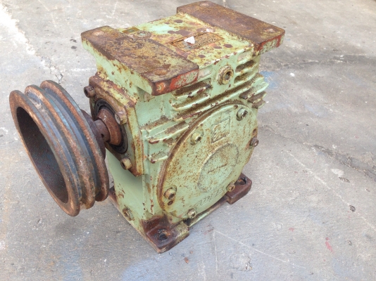 ขายหัวเกียร์ทดรอบ Tsubaki made in Japan เบอร์ 80 อัตราทด 1:60 สภาพดี ภายนอกไม่สวย แต่เดิมๆ หมุนนิ่ม พร้อมใช้งาน ขายถูกครับ ขายหัวเกียร์ทดรอบ Tsubaki made in Japan เบอร์ 80 อัตราทด 1:60 สภาพดี ภายนอกไม่สวย แต่เดิมๆ หมุนนิ่ม พร้อมใช้งาน ขายถูกครับ