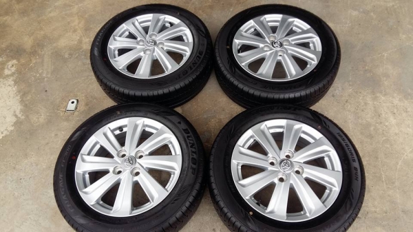 ขายล้อแม็กป้ายแดง toyota vios/yaris 15" ยางปี16สนใจติดต่อ ตาเล็ก ล้อและยางครับ 081-3747940 ขายล้อแม็กป้ายแดง toyota vios/yaris 15" ยางปี16สนใจติดต่อ ตาเล็ก ล้อและยางครับ 081-3747940