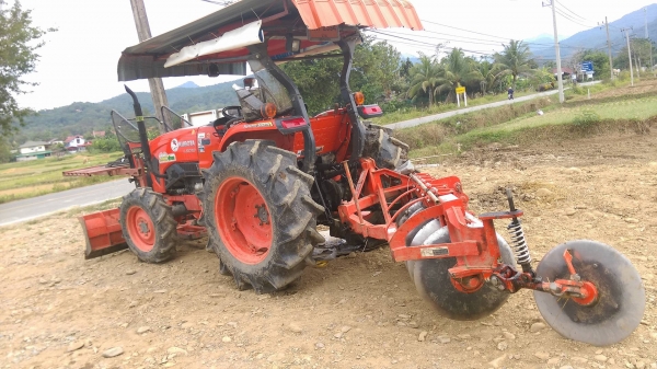 ขายรถแทรกเตอร์ KUBOTA L5018