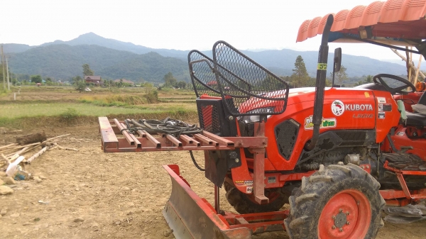 ขายรถแทรกเตอร์ KUBOTA L5018 ขายรถแทรกเตอร์ KUBOTA L5018