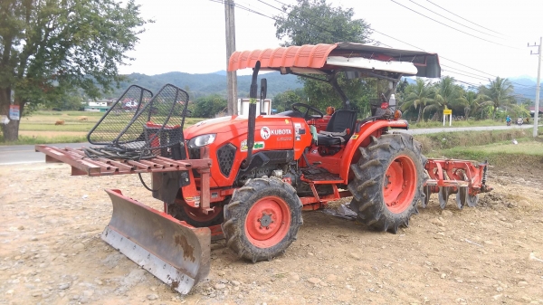 ขายรถแทรกเตอร์ KUBOTA L5018