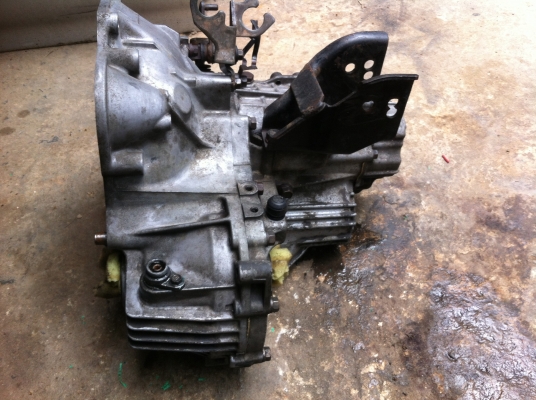 ขายเกียร์ธรรมดา เครื่อง4g63 ขายเกียร์ธรรมดา เครื่อง4g63