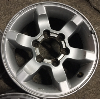 ขายล้อแม็ก NISSAN FRONTIER ขอบ15" 6รู ขายล้อแม็ก NISSAN FRONTIER ขอบ15" 6รู