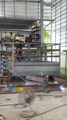 ขายเทรนเลอร์รถไถลาก  ดั้ม 4 ตัน  แบบ  1 เพลา  2 เพลา  ใส่ได้ทุกรุ่นตั้งแต่ 36 แรงขึ้นไป