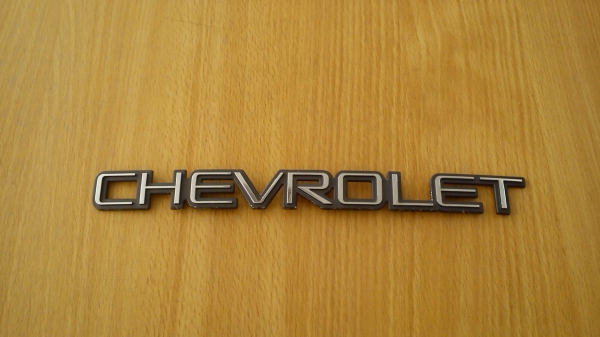 เพลทโลโก้ CHEVROLET ติดท้ายรถ เพลทโลโก้ CHEVROLET ติดท้ายรถ