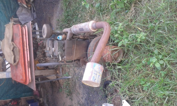 เครื่องยนต์โบราณ  PETTER 2 สูบ